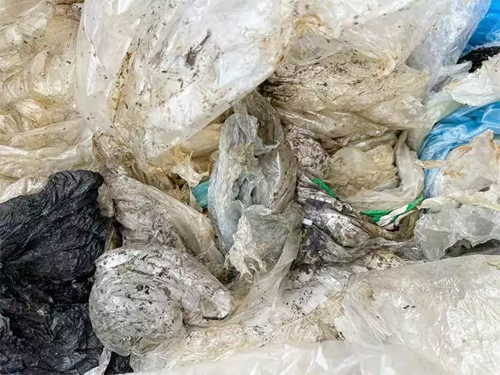 recyclage des sacs en plastique