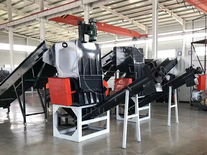 Dos trituradoras de residuos plásticos enviadas con éxito a Ghana