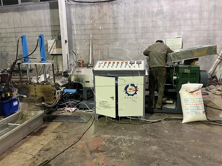 HDPE pelletizing machine operation