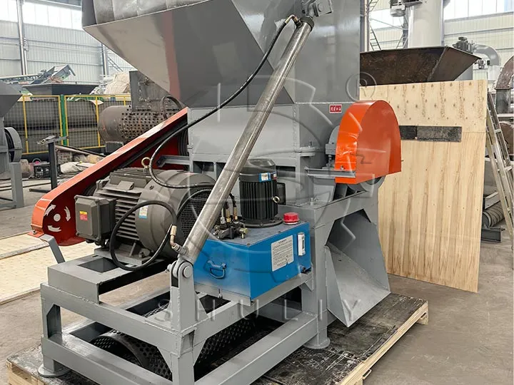 Máquina trituradora de residuos plásticos exportada a Tanzania